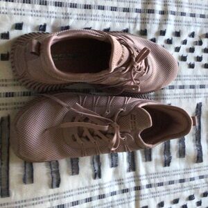 Skechers Mauve Casual Sneakers